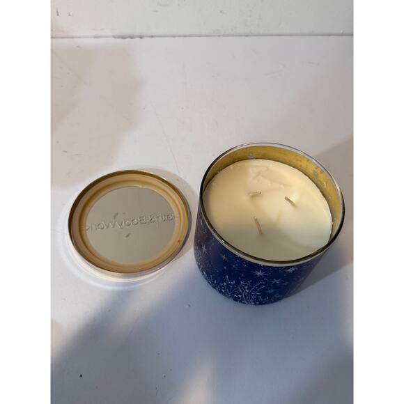 Bath and Body Works * Winter * 3-Wick Candle * 14.5oz * New * - Picture 3 of 5